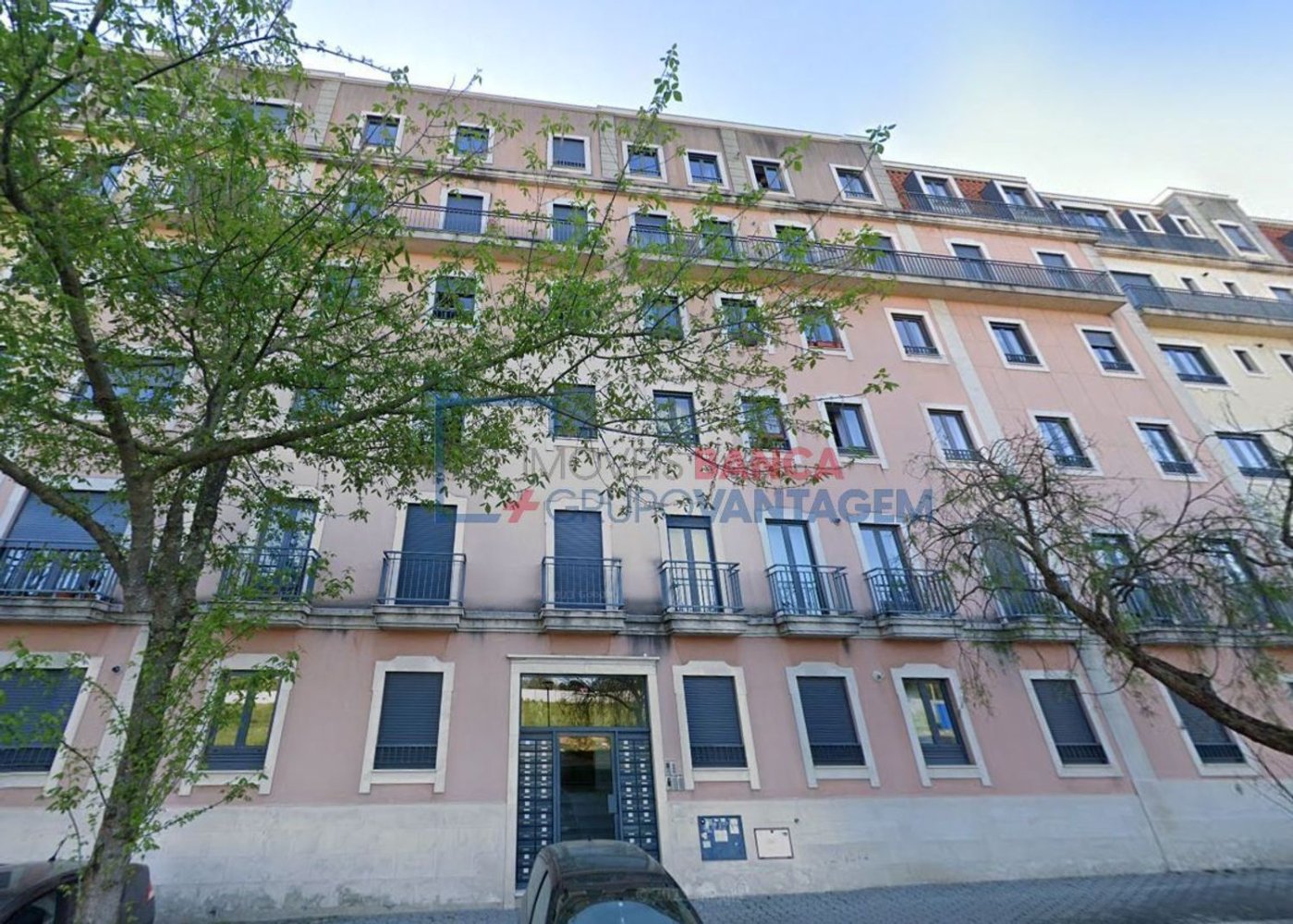 Квартира с 3 спальнями в Вила Нова ди Гая, Португалия № 255508