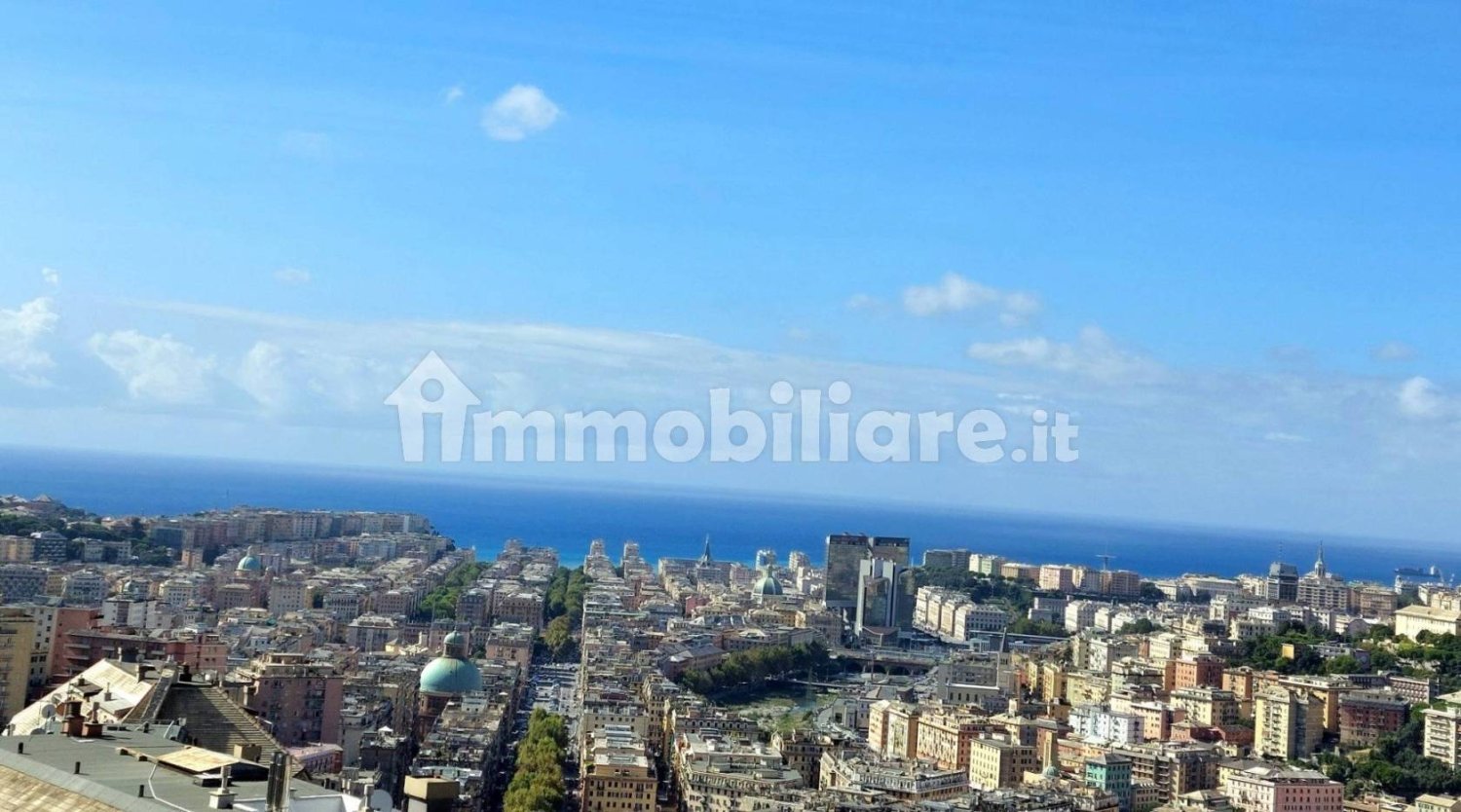 2 bedrooms Apartment in Genoa, Italy No. 352388