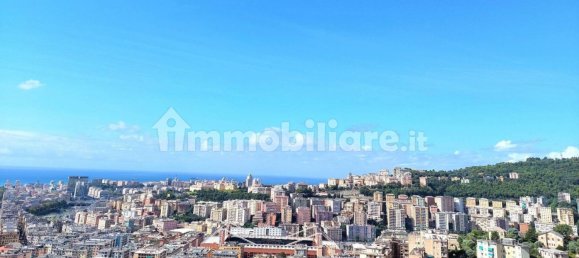 2 bedrooms Apartment in Genoa, Italy No. 352388 2