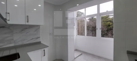 1 bedroom Apartment in Lisbon, Portugal No. 151975 2