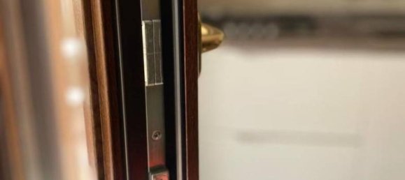 3 rooms Apartment in Taranto, Italy No. 40464 4