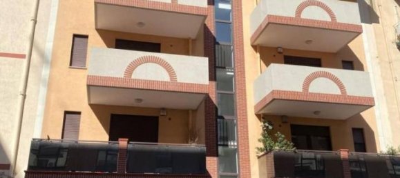 3 rooms Apartment in Taranto, Italy No. 40464 43