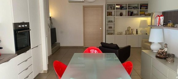3 rooms Apartment in Taranto, Italy No. 40464 53