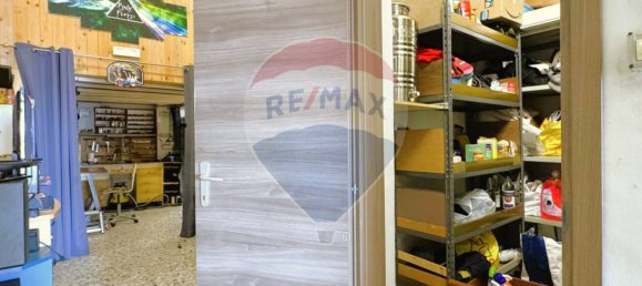 71m² Commercial property in Genoa, Italy No. 266442 20