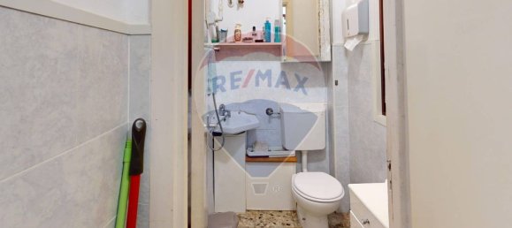 71m² Commercial property in Genoa, Italy No. 266442 24