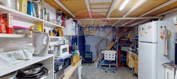 71m² Commercial property in Genoa, Italy No. 266442 17