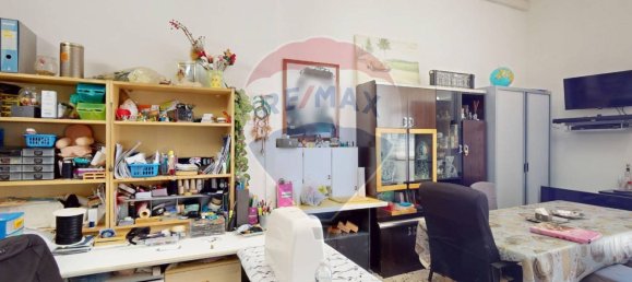 71m² Commercial property in Genoa, Italy No. 266442 6