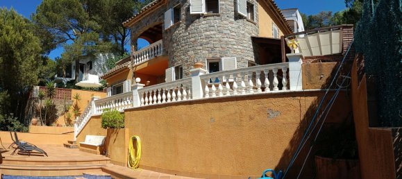 4 bedrooms House in Girona, Spain No. 151881 2