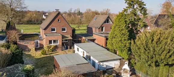 4 Schlafzimmer Haus in Krefeld, Germany, Nr. 7720 2