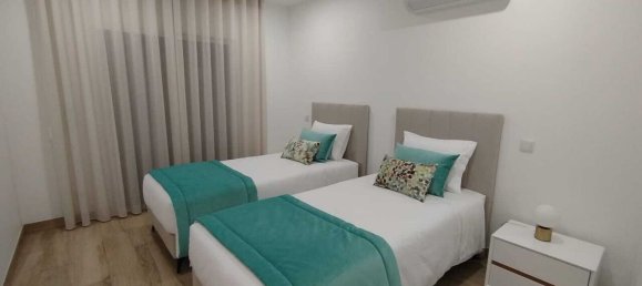 4 bedrooms House in Ferreiras, Portugal No. 126488 19