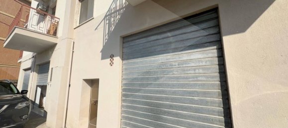 1 room Garage in Matera, Italy No. 20628 3