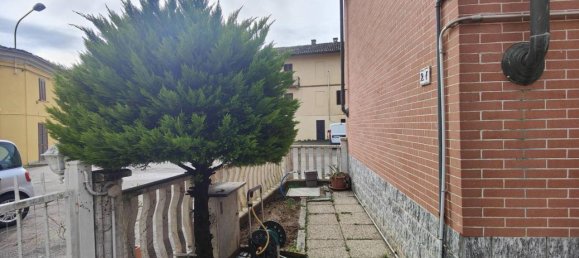 4 rooms Villa in Asti, Italy No. 169364 3