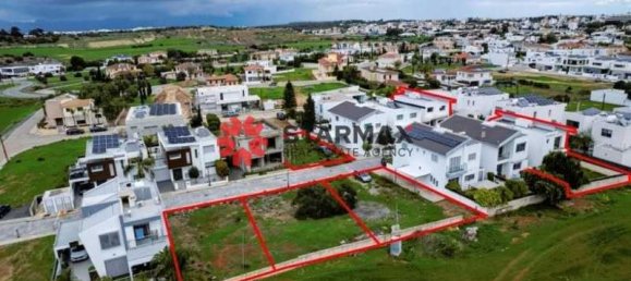 4 Schlafzimmer Gewerbliche Immobilie in Latsia, Cyprus, Nr. 80784 2