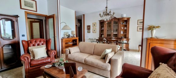 Apartamento de 3 divisões em Alessandria, Italy N.º 226512 2