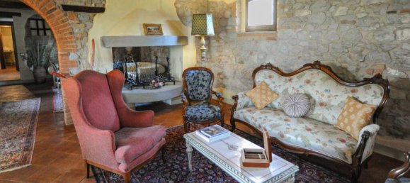 6 Schlafzimmer Villa in Umbertide, Italy, Nr. 57180 11