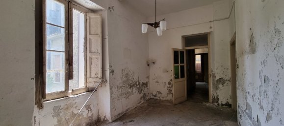 4 rooms Apartment in Catanzaro, Italy No. 42459 5