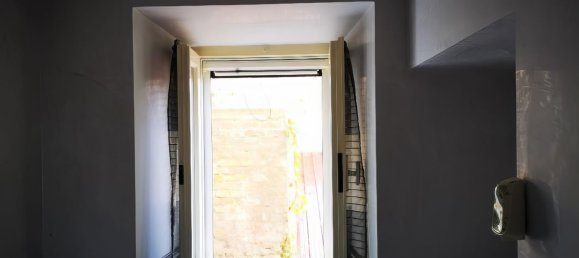 5 rooms Apartment in Sant'Elpidio a Mare, Italy No. 97251 11