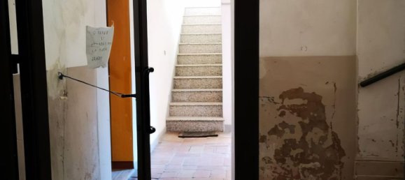 5 rooms Apartment in Sant'Elpidio a Mare, Italy No. 97251 3