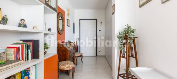 Apartamento de 2 dormitorios en Granarolo dell'Emilia, Italy No. 329787 28