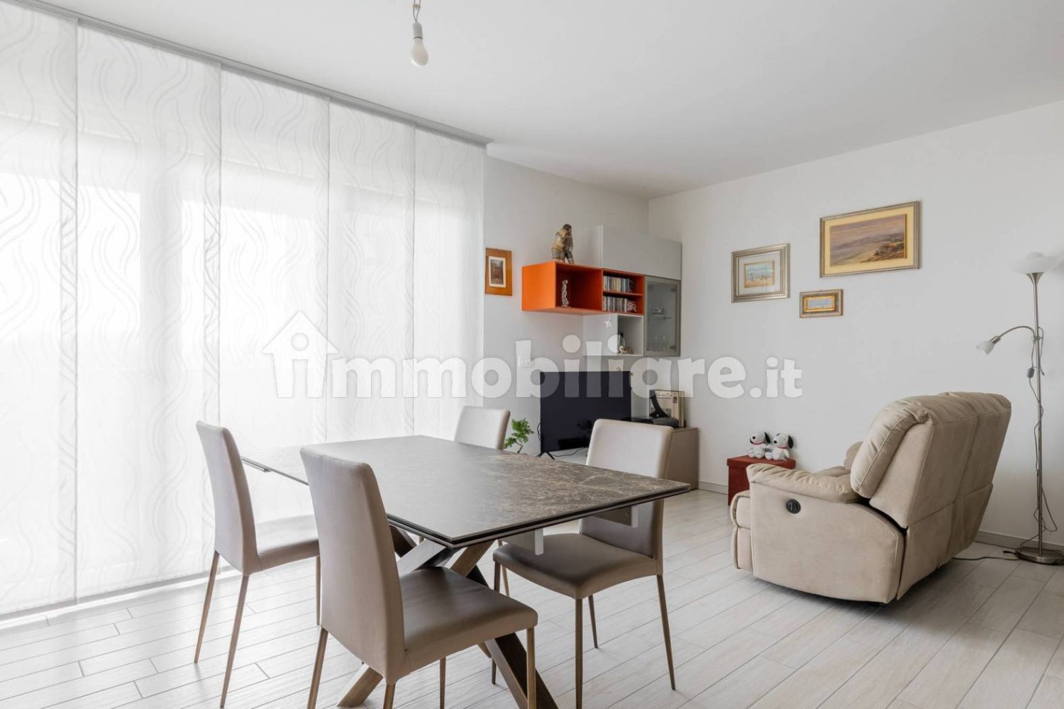 2 bedrooms Apartment in Granarolo dell'Emilia, Italy No. 329787