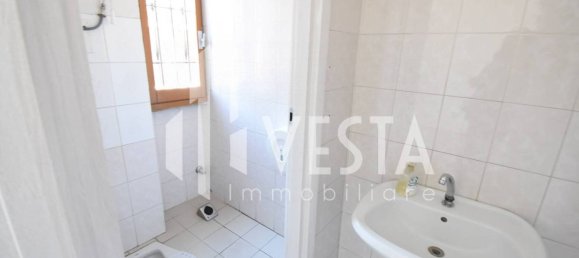 Propiedad comercial de 3 habitaciónes en Osnago, Italy No. 327111 9