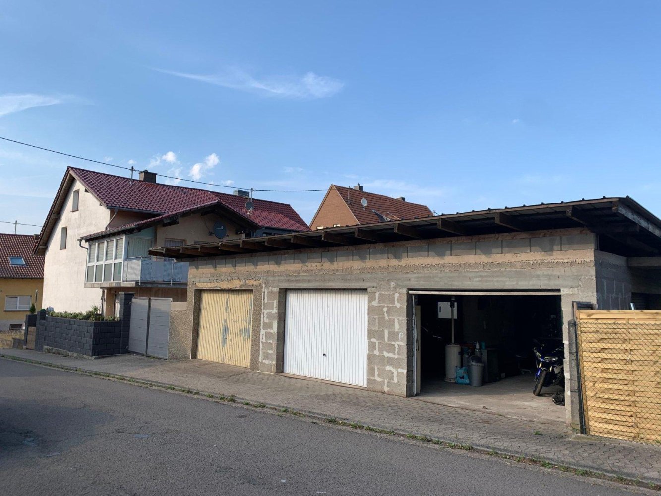 4 bedrooms Townhouse in Saarbrucken, Germany No. 295393