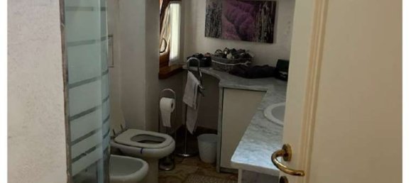 5 rooms Villa in Erba, Italy No. 3920 11