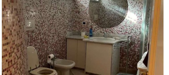 5 rooms Villa in Erba, Italy No. 3920 12