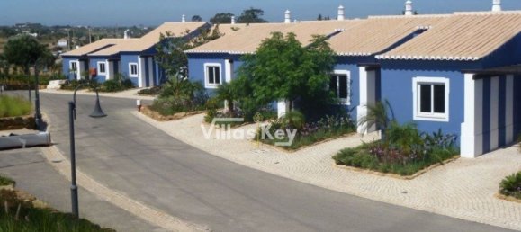 3000m² Commercial property in Luz, Portugal No. 135895 22