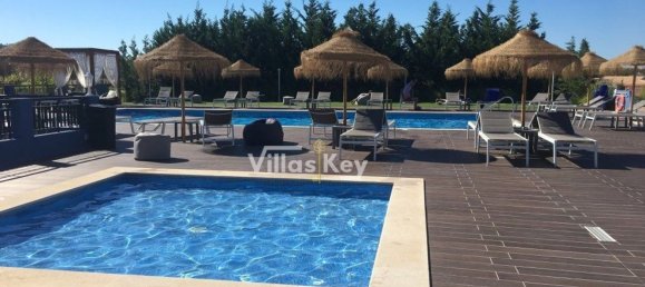 3000m² Commercial property in Luz, Portugal No. 135895 16