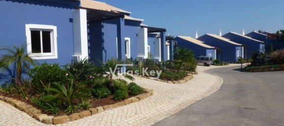 3000m² Commercial property in Luz, Portugal No. 135895 17