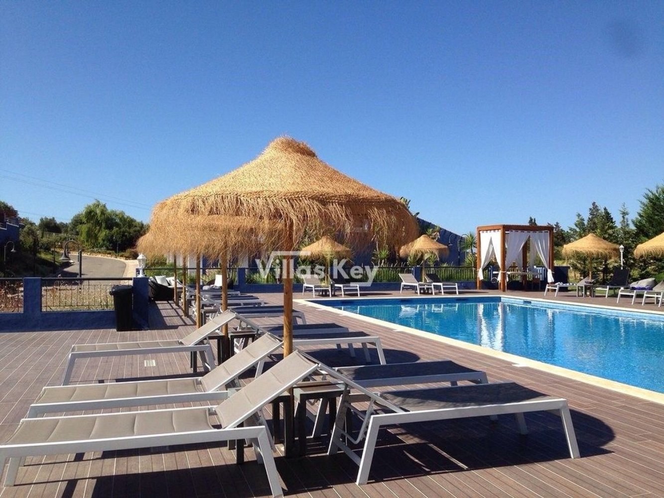 3000m² Commercial property in Luz, Portugal No. 135895