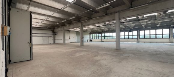 1350m² Warehouse in Treviso, Italy No. 297326 4
