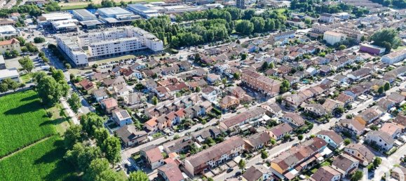 3 Schlafzimmer Wohnung in Brescia, Italy, Nr. 365418 21