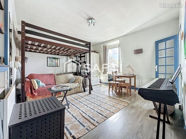 1 bedroom Apartment in Paris, France No. 309994