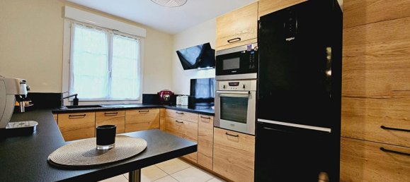 Casa de 5 dormitorios en Trouy, France No. 56110 3