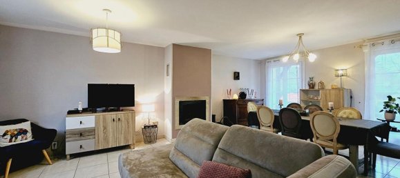 Casa de 5 dormitorios en Trouy, France No. 56110 2