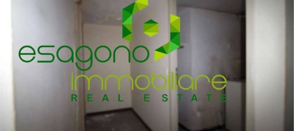 1 room Commercial property in Syracuse, Italy No. 356845 9