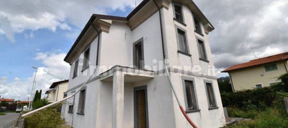 Villa de 3 dormitorios en Seravezza, Italy No. 354253 13