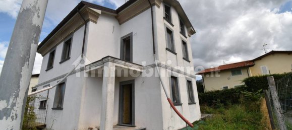 Villa de 3 dormitorios en Seravezza, Italy No. 354253 12