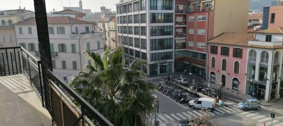 4 rooms Apartment in San Benedetto del Tronto, Italy No. 146625 2