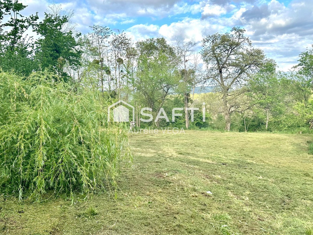 1759m² Land in Les Issards, France No. 100402