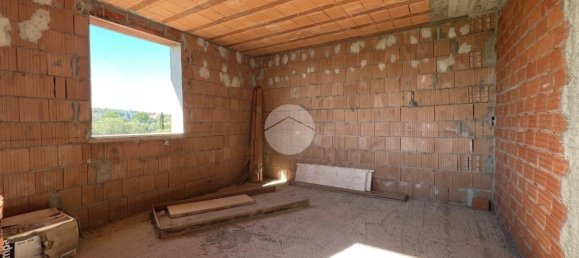 3 Schlafzimmer Haus in Sassari, Italy, Nr. 80921 10