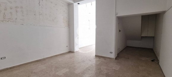 4 rooms Commercial property in Milazzo, Italy No. 364430 4