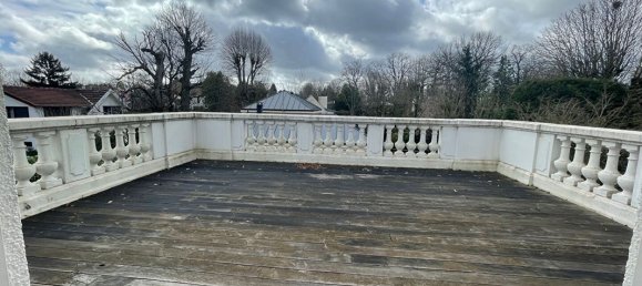 5 bedrooms House in Vaucresson, France No. 142644 10