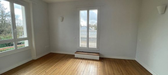 5 bedrooms House in Vaucresson, France No. 142644 12