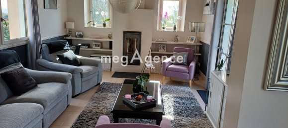 3 bedrooms House in Dinan, France No. 331039 9