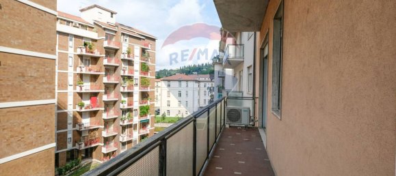 2 bedrooms Apartment in Bergamo, Italy No. 52973 7