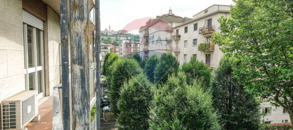 2 bedrooms Apartment in Bergamo, Italy No. 52973 8