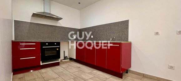 3 bedrooms Apartment in Dreux, France No. 87451 4